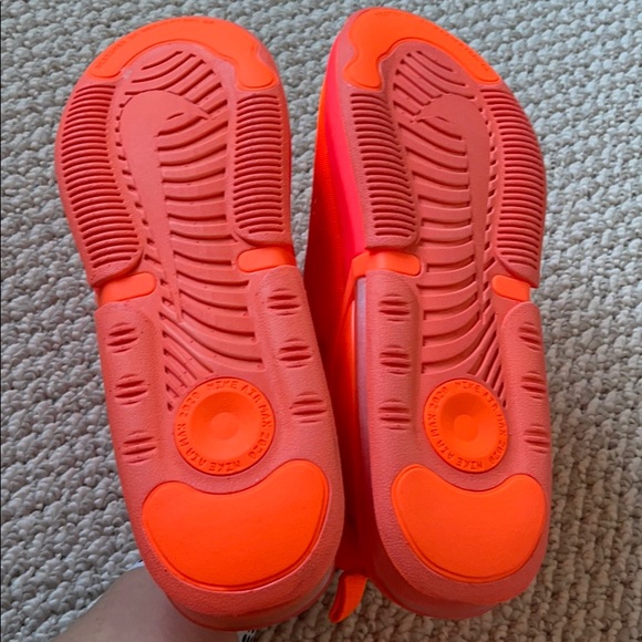 Nike Air Max Up NRG Sneaker in Hyper Crimson - Picture 14 of 16